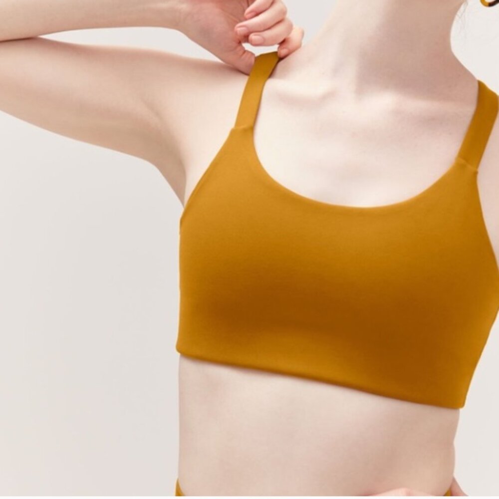 Girlfriend Collective Saddle Lou V-Back Sports Bra Size Small